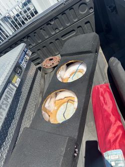 F250 Skar sub box 2 12’s