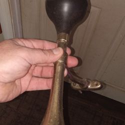 Antique Vintage Working Plunger Type Car/bike Horn