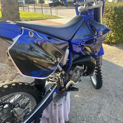 2003 YZ125 “EXCELLENT CONDITION” TITLE IN HAND !