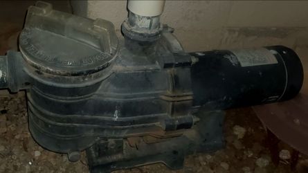 Used Starite pool pump
