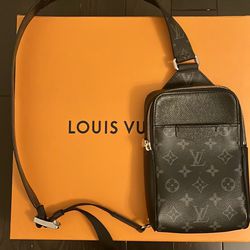 New Louis Vuitton Outdoor Slingbag Taigarama Noir Black
