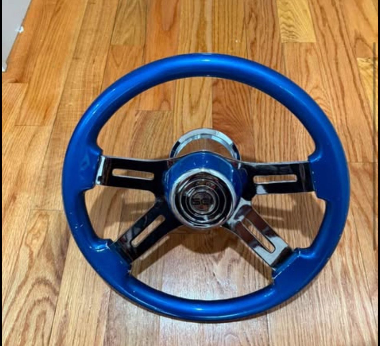 Freghliner steering wheels