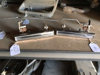 1985 Chevy El Camino: Chrome Door Handel