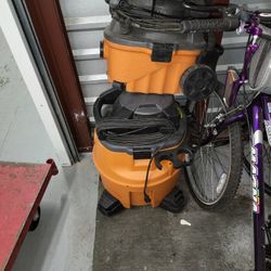 VACUUM 5 GALLON AND 15 GALLON USED BOTH TOGETHER 