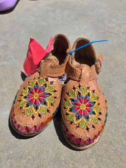 Real Leather toddler sandals size 10/11