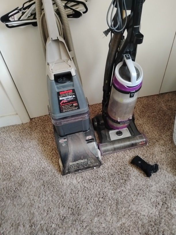 Carpet Cleaner &Shark Vacum