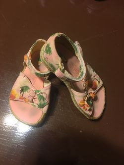 Sz 5 little girl sandles