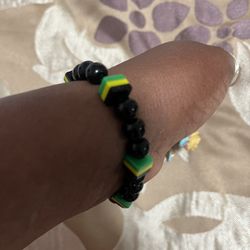Jamaican Can Bracelet