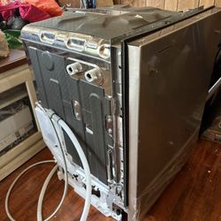 Dishwasher Whirlpool