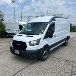 2022 Ford Transit-250