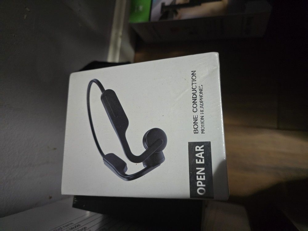 Different Kinds Of Headphones