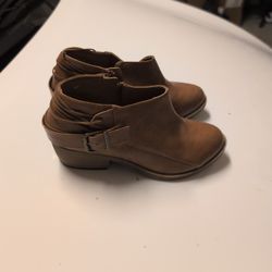 Ankle Boots 