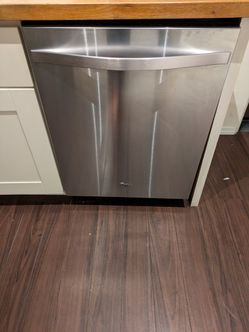 Whirlpool Stainless Steel Dishwasher 