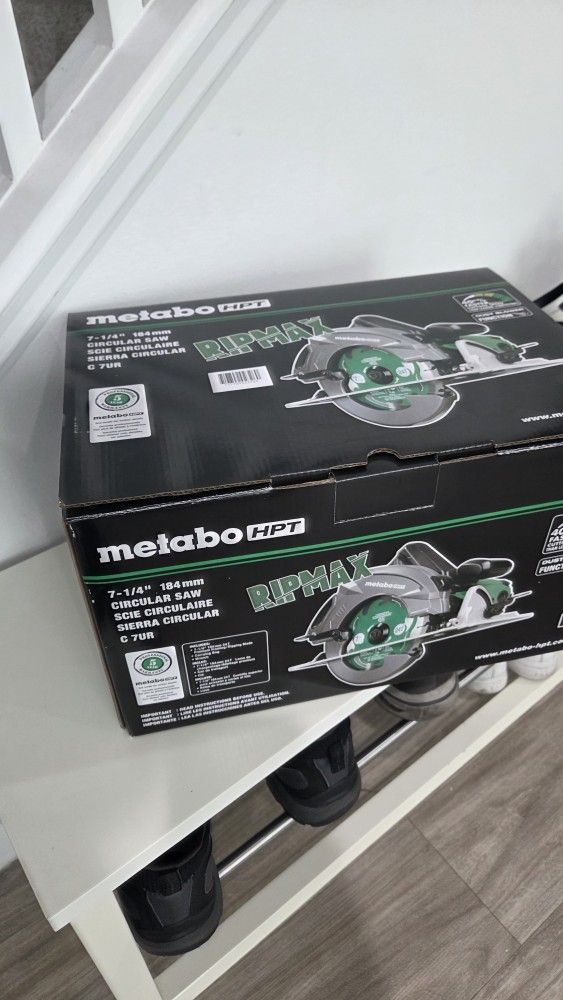 Metabo HPT Circular Saw Kit | RIPMAX | 7 1/4-Inch Blade | 6,800 RPM | Dust Blower Function