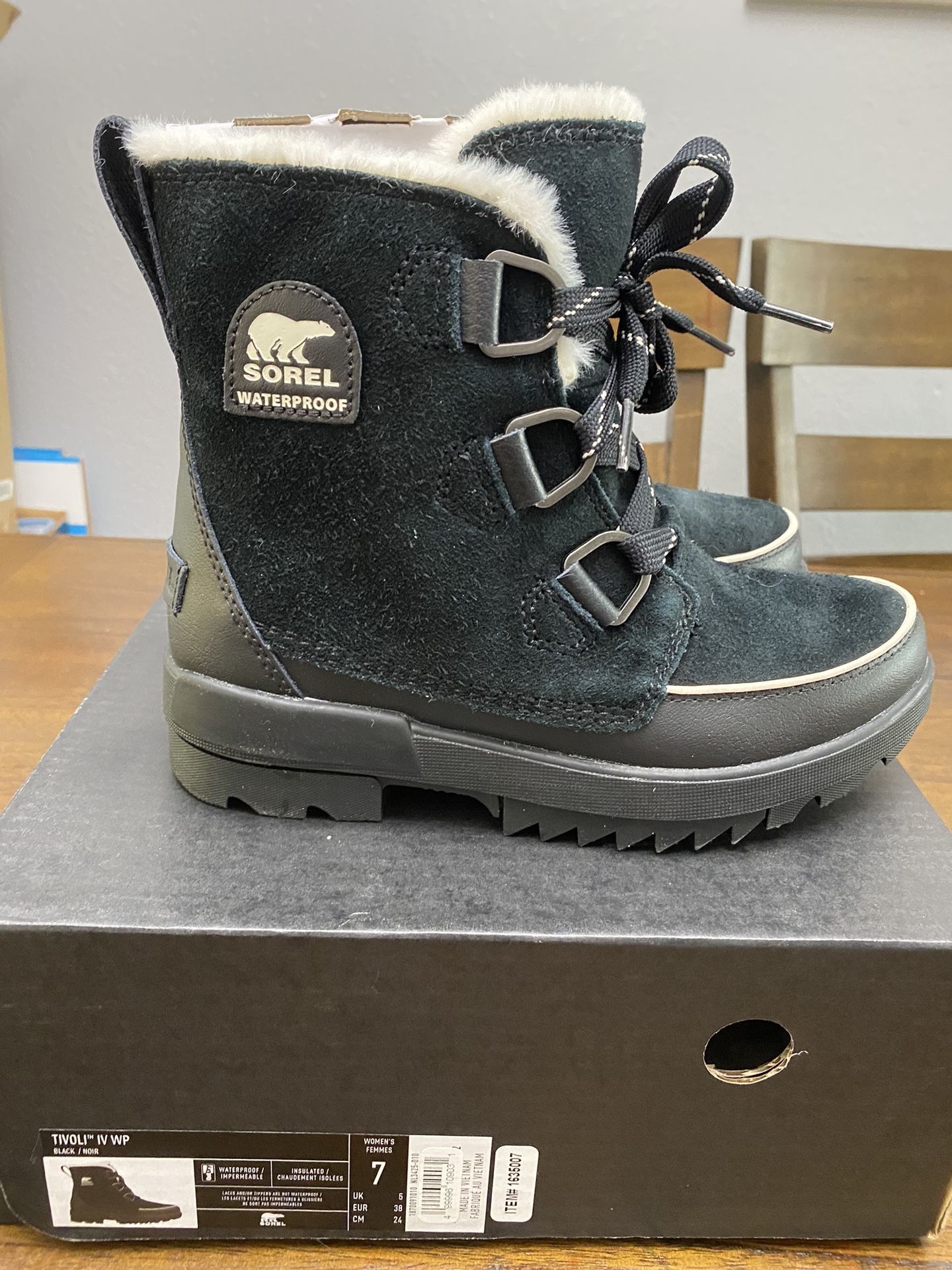 Sorel Women Boots Size 7