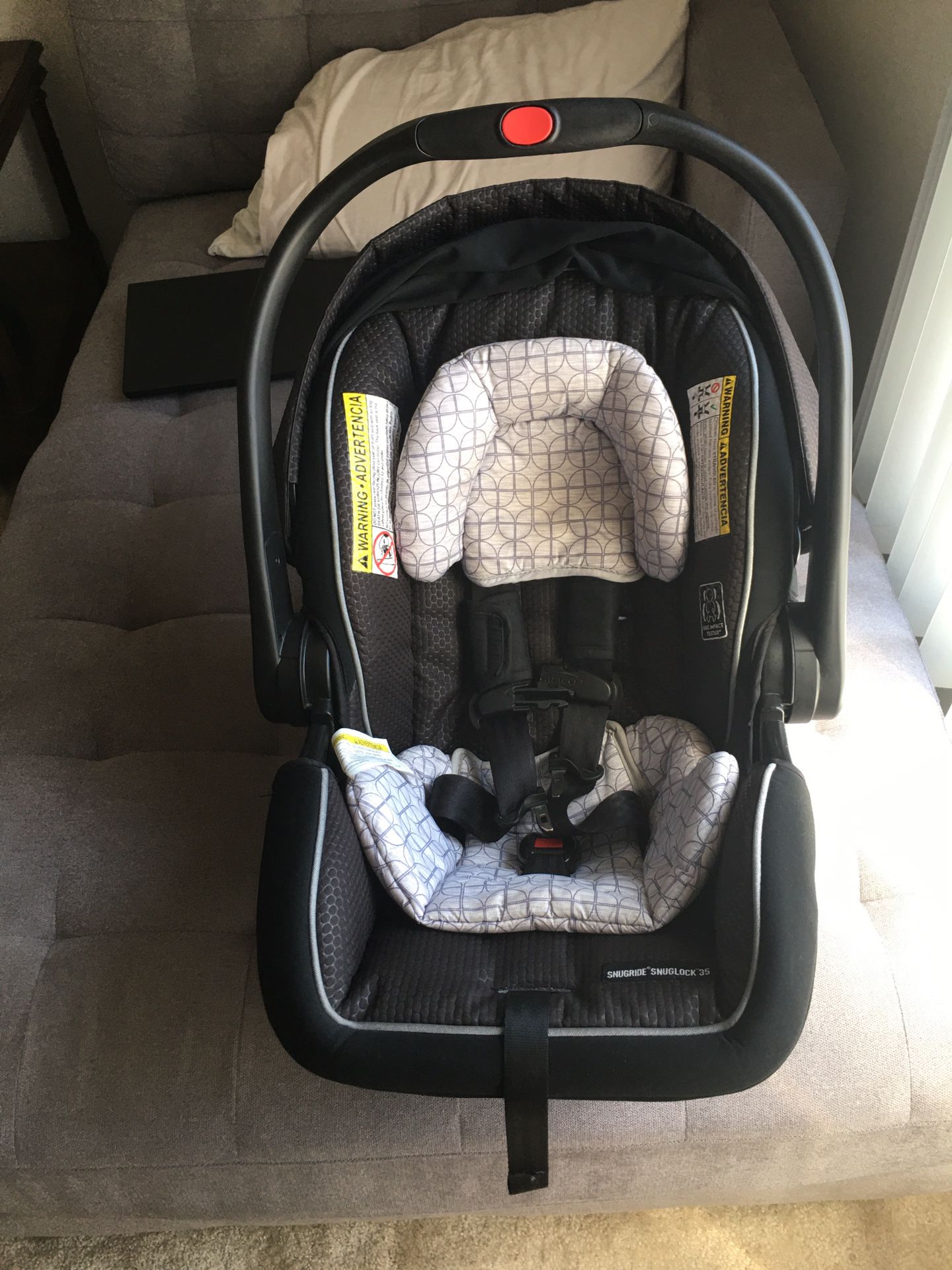 Graco Infant stroller and car seat