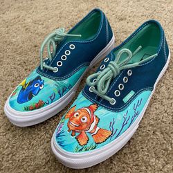 RARE Vans - Disney’s Finding Nemo (NEW hand painted)