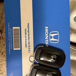 SELLING AN ORIGINAL BRAND NEW PAIR OF 2024 HONDA HRV FOR $125 OR BETTER OFFERS