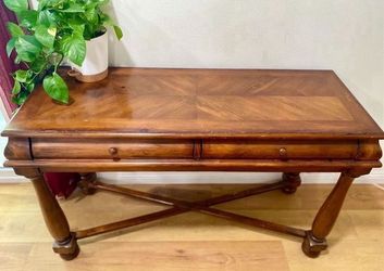 Gorgeous Side table | $100