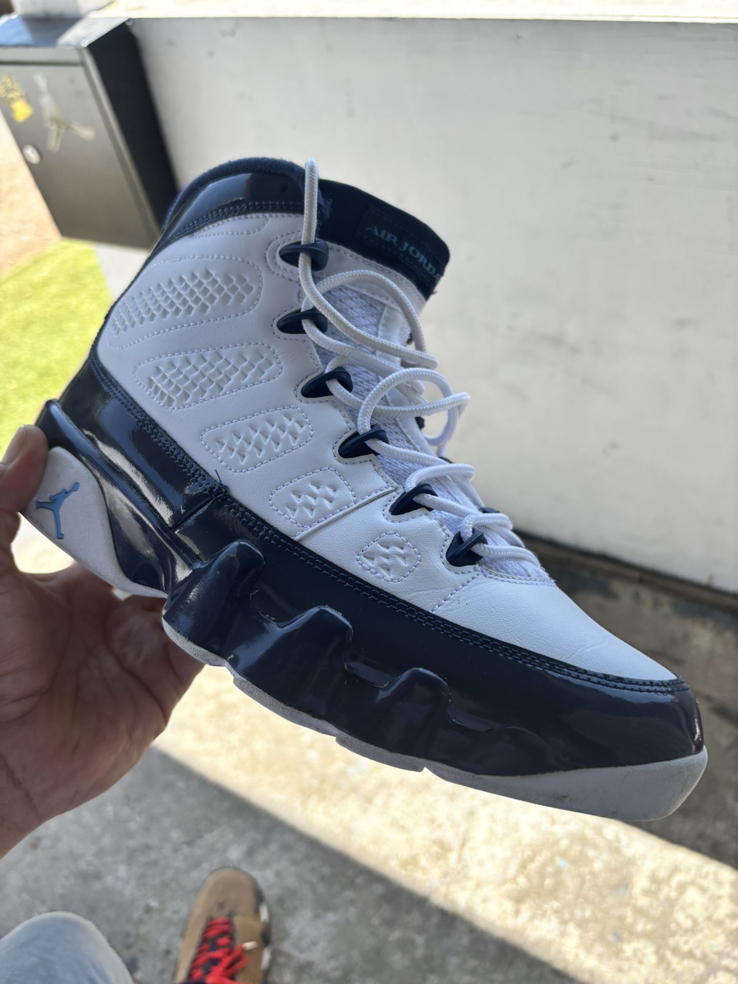 JORDAN 9 Retro University Blue 2018