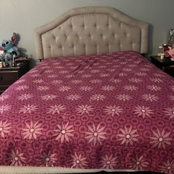 Full Size Bed