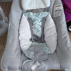 Bouncer/Toddler Chair 