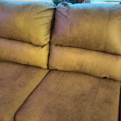 Couch Barely Used $50