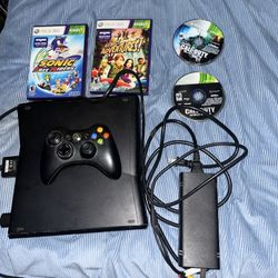 Xbox 360 W/ Kinect, Games, Controller 