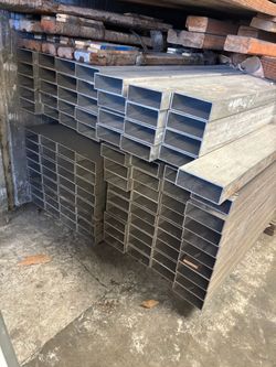 Aluminum rectangular tube