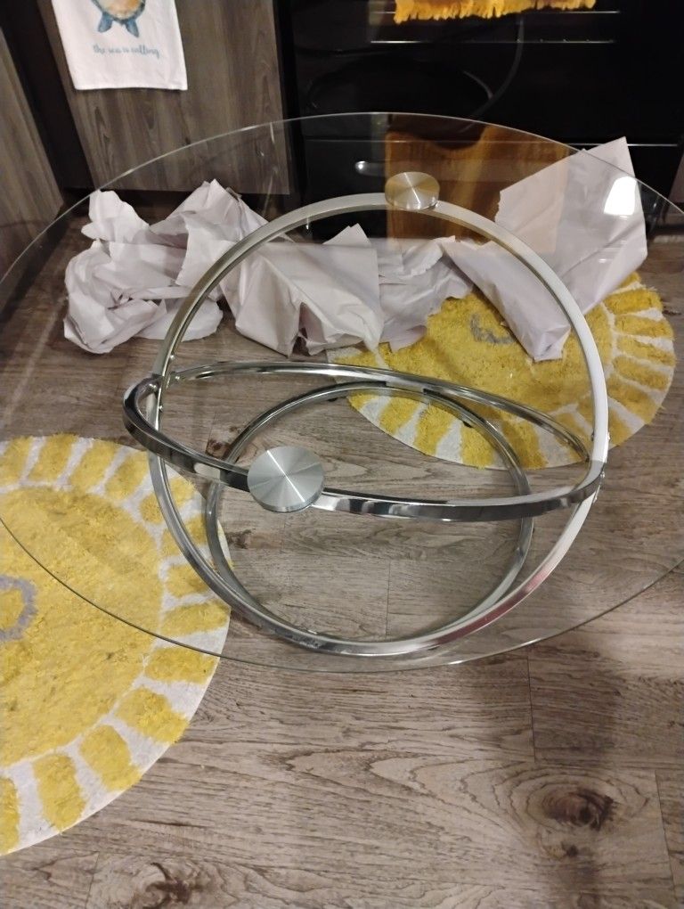 Beautiful Glass Chrome Coffee/ End Tables