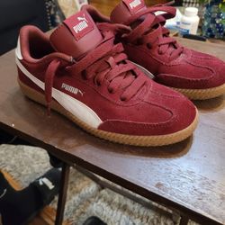 Maroon And Peanut Butter PUMA classic