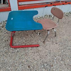 Baby Table and Chair $25 Dlls. O.B.O 