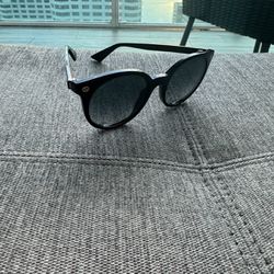 Women Sunglasses Gucci With Case 