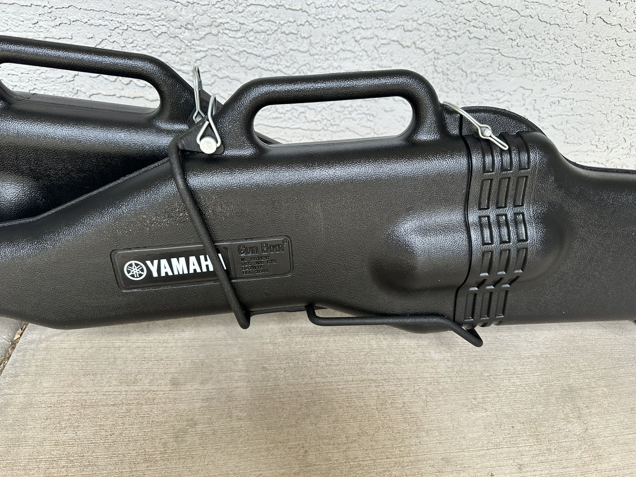 Yamaha TWO GUN BOOTS MOUNT WITH 2 GUN BOOTS