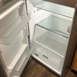 Whirlpool Fridge  24 Inch 11.6 Cu