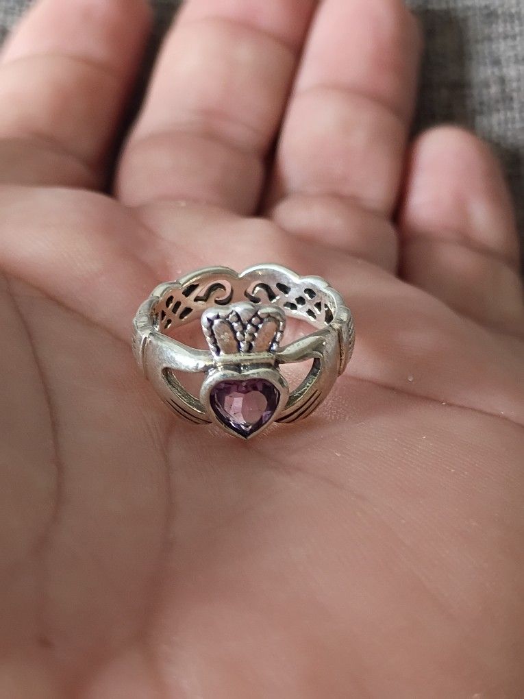 Claddagh Ladies Promise Love Ring 925