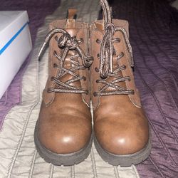 Girls Boots