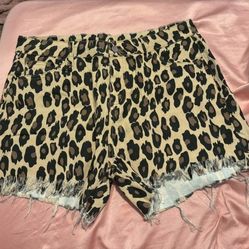 Womens Cheetah Print Shorts