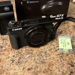 Canon G7X Mark iii