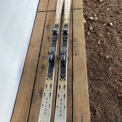 Volant Super S Skis