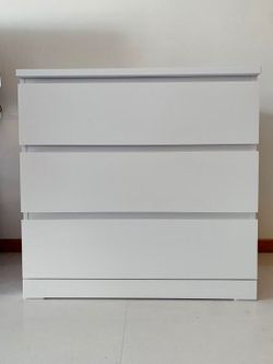 IKEA malm 3 drawer dresser