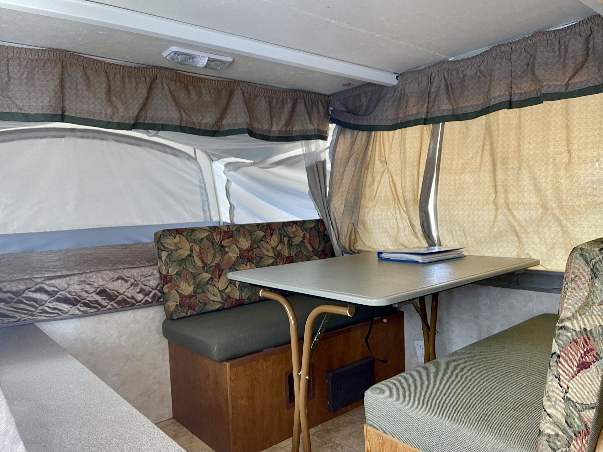 2006 Fleetwood Pop Up Trailer for Sale in Whittier, CA OfferUp