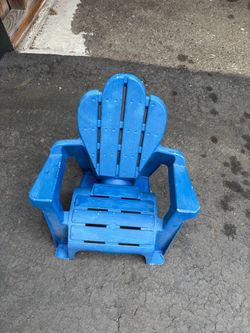 Kids Blue Adirondack Chair (so cute ).