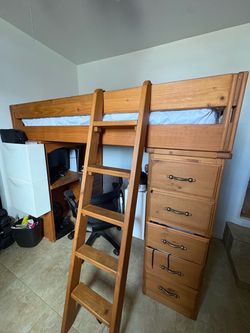 Bunk bed