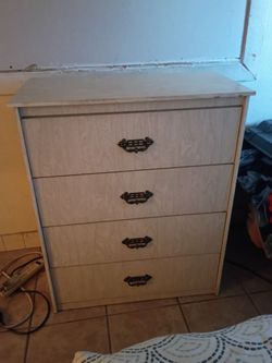 Dresser