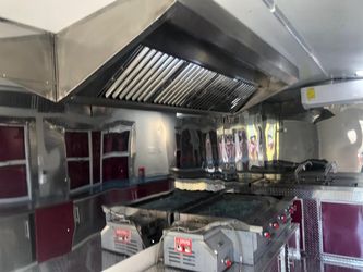 Tríalas preparadas para la venta de comida