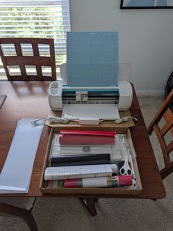 Cricut maker 3 with essentials bundle