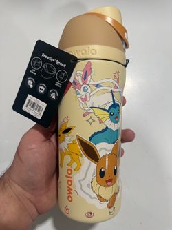 Owala FreeSip Pokémon Eevee Water Bottle