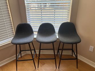 Set of 3 modern bar stools