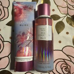 Victoria Secret Mist And Lotion Set